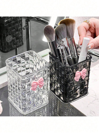 1pc Woven-Texture Plastic Makeup Brushes Holder With Butterfly Sticker – Large Capacity Desktop Pens Organizer Box, Plastic Transparent WhiteBlack, Multi-Purpose Desktop Storage Container For Makeup B