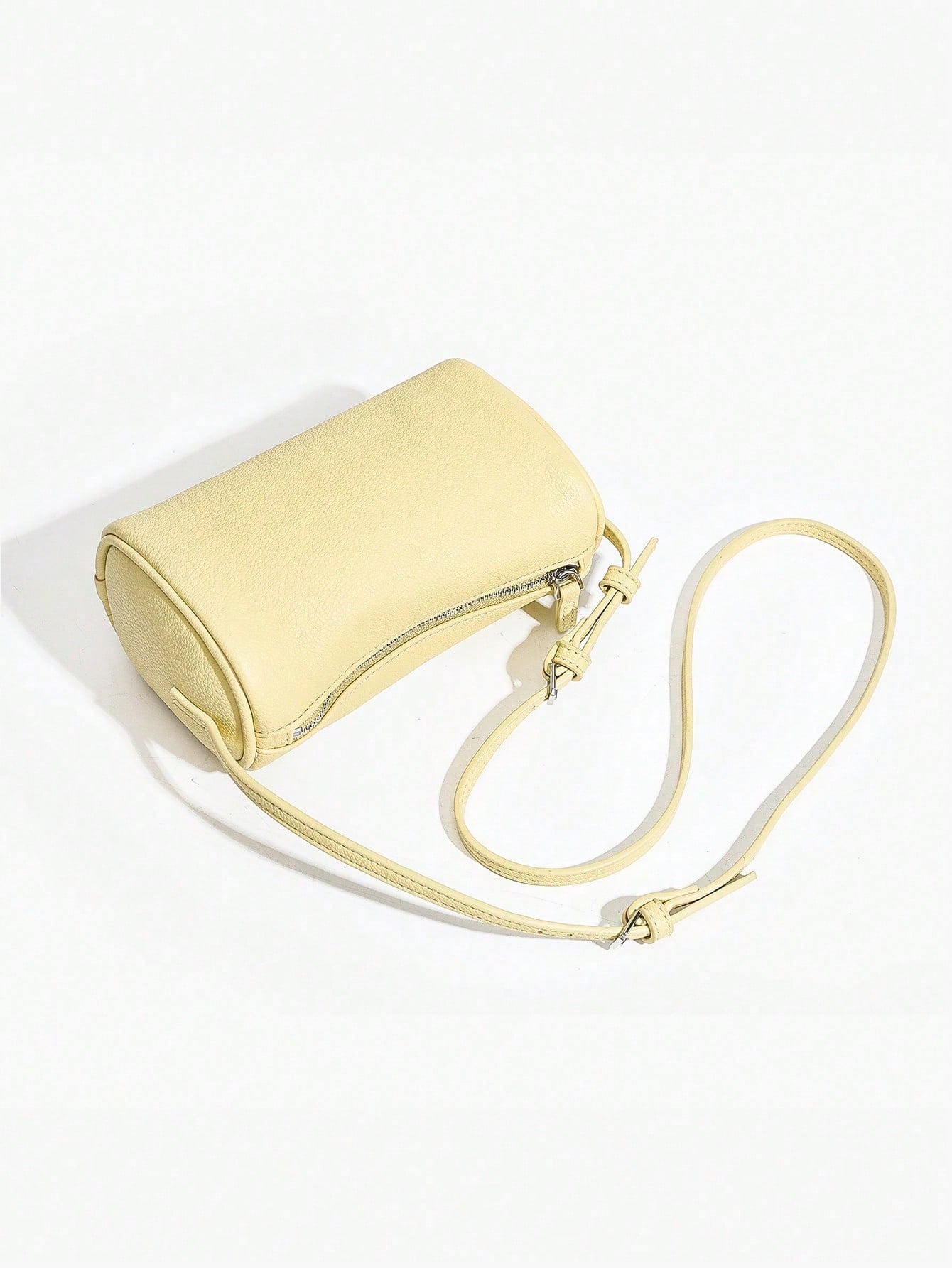 2026 New Cute Mini Crossbody Bag, Women's Shoulder Bag, Bowling Bag, Fashionable And Simple Commuting Bag, Daily Travel Charm Versatile Small Bag