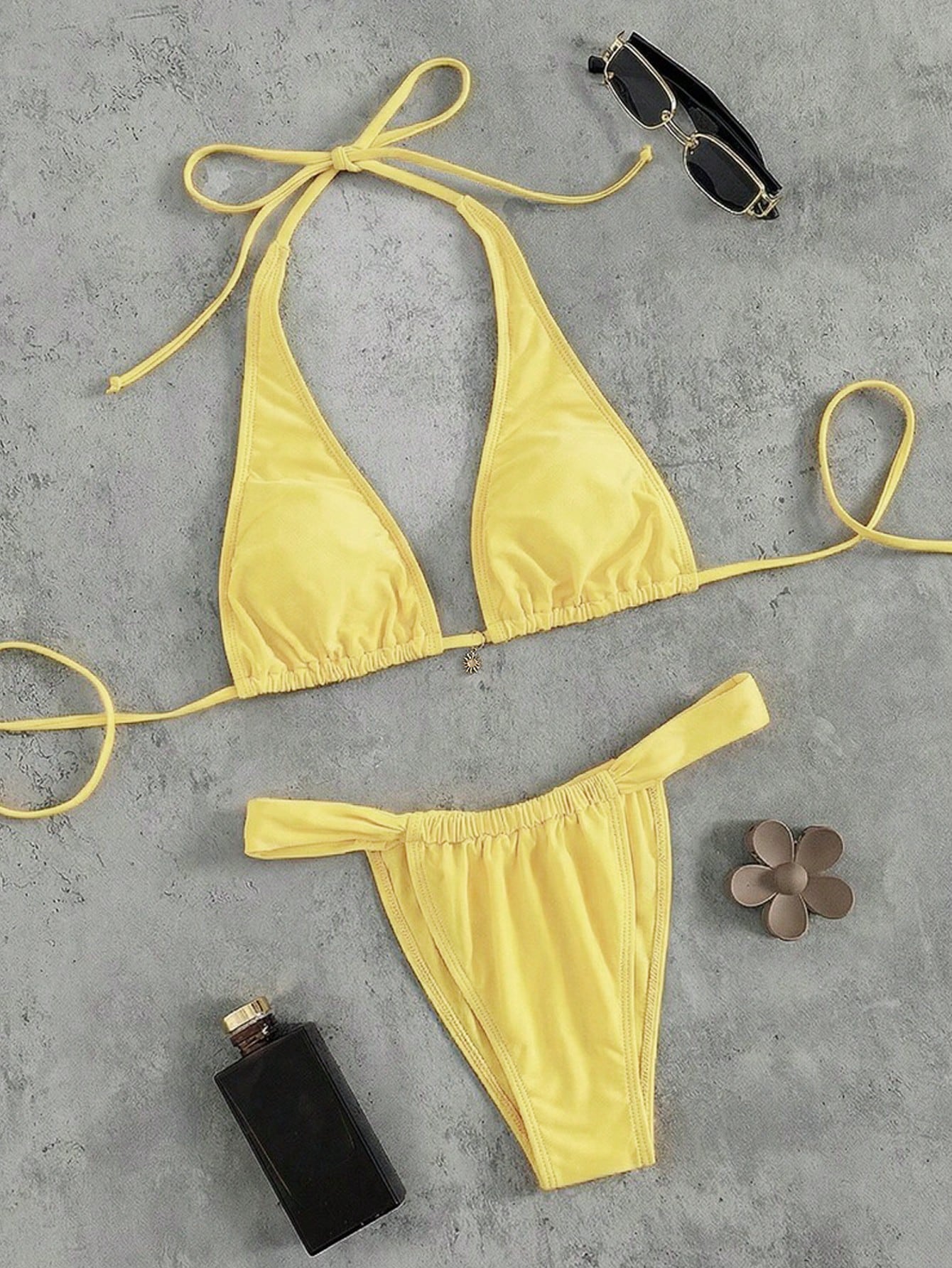 2026 Summer Women 2pcs Bikini Set, Pale Yellow Halter Neck Triangle Swimwear With Chic Mexican Sunflower Metal Pendant, Drawstring Adjustable Beach Vacation Cute Swimwear, Suitable For Beach, Pool, Su