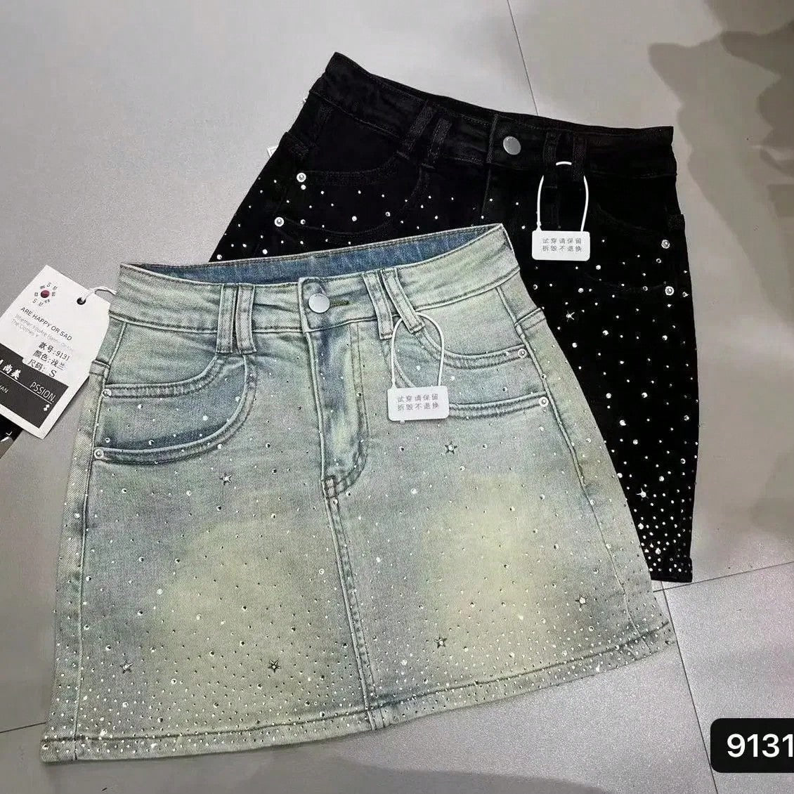 2026Starry Hot Rhinestone Denim Skirt For Women Summer New Retro Slimming A-Line Sheath Denim SkirtA Must-Have For Women 1peice