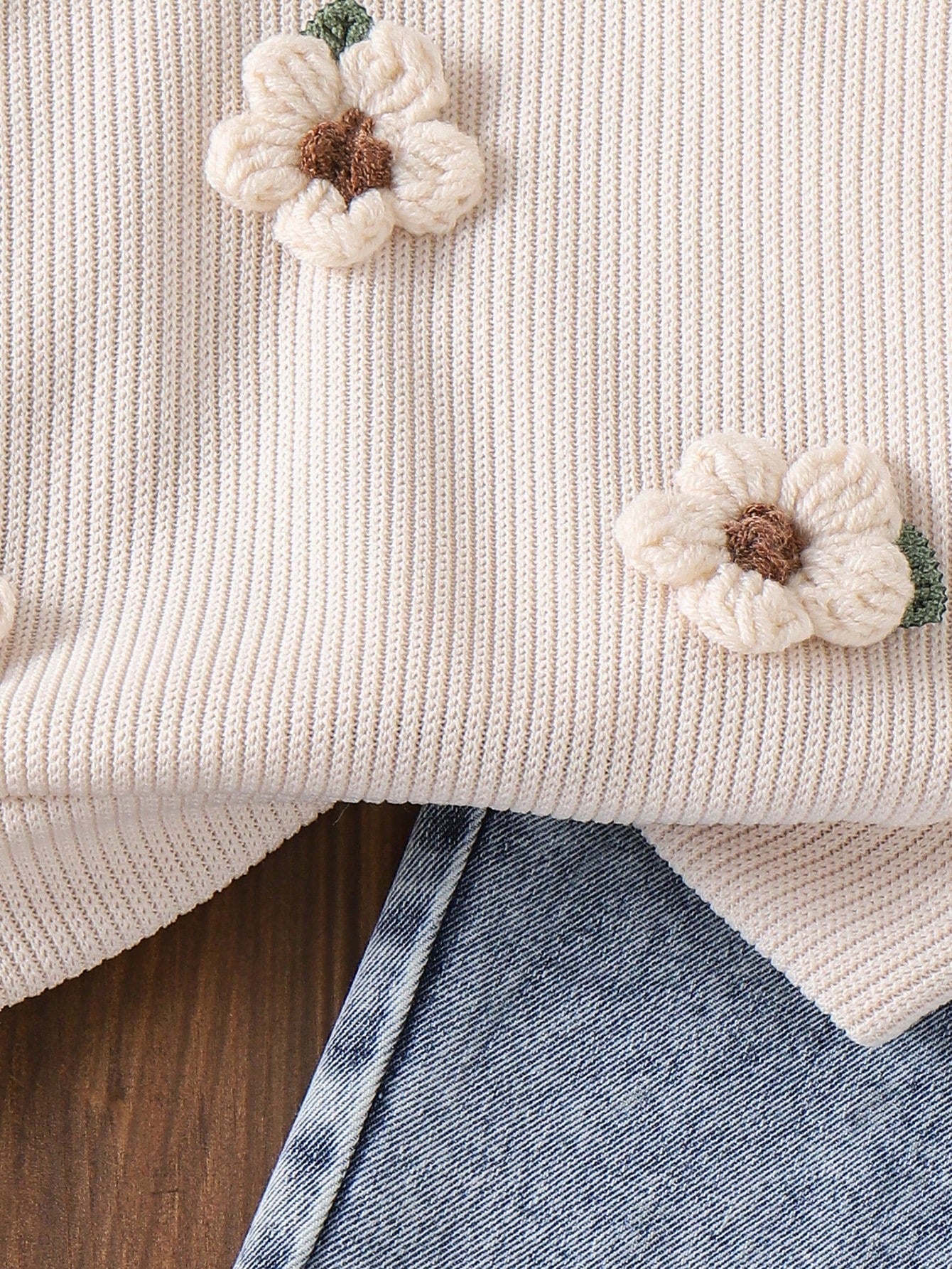 2pcs Baby Girls Casual Floral Applique Long Sleeve Top With Pocket & Denim Pants Set, Spring/Autumn