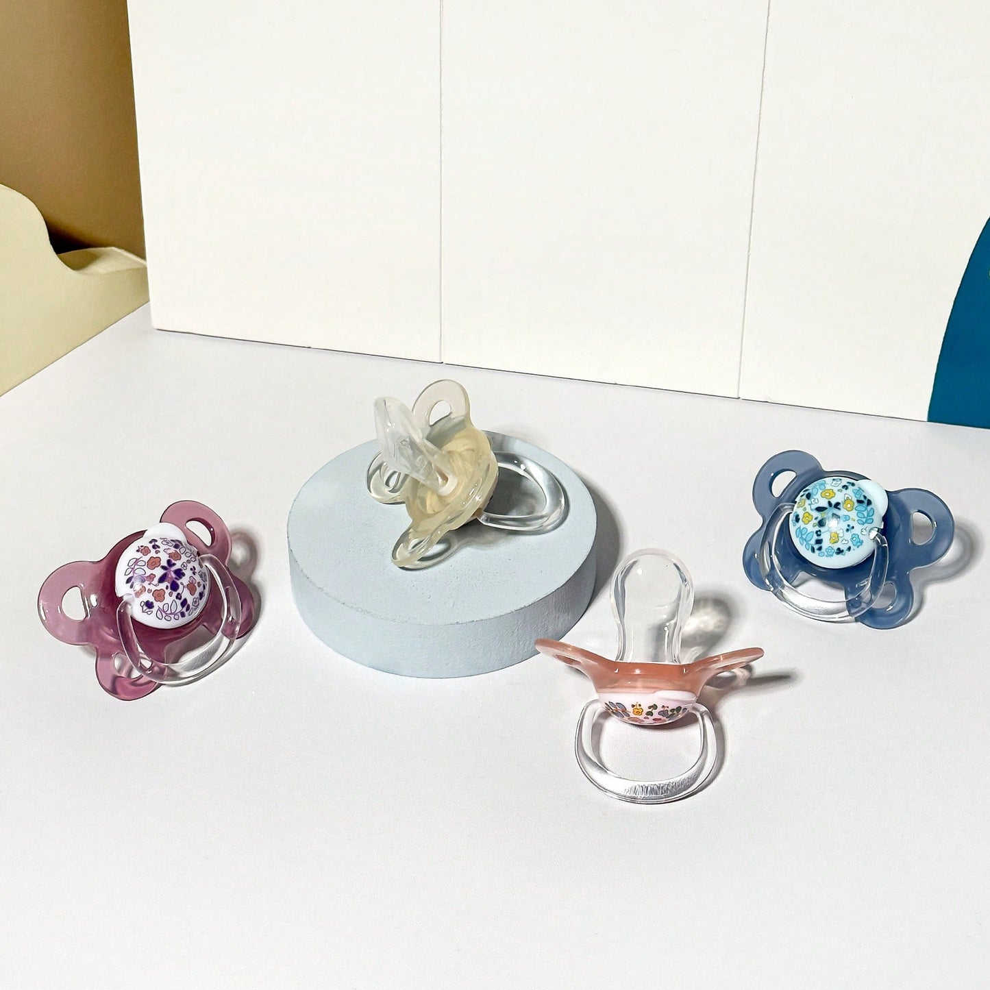 2pcs Baby Pacifiers, Printed Pacifiers Suitable For Baby Boys And Girls Day And Night Use, Perfect Gift For New Parents