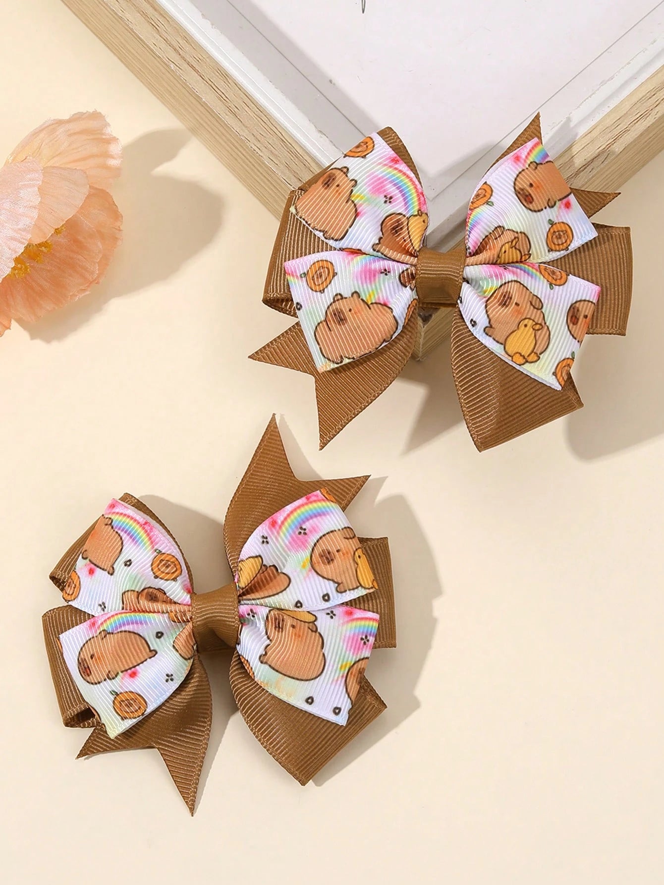 2pcs Brown Capybara Hair Clips, Cute Capybara Printed Bow Hair Clips, Brown Satin Ribbon Bow Hair Clips, Holiday Birthday Party Headwear, Baby Hair Accessories