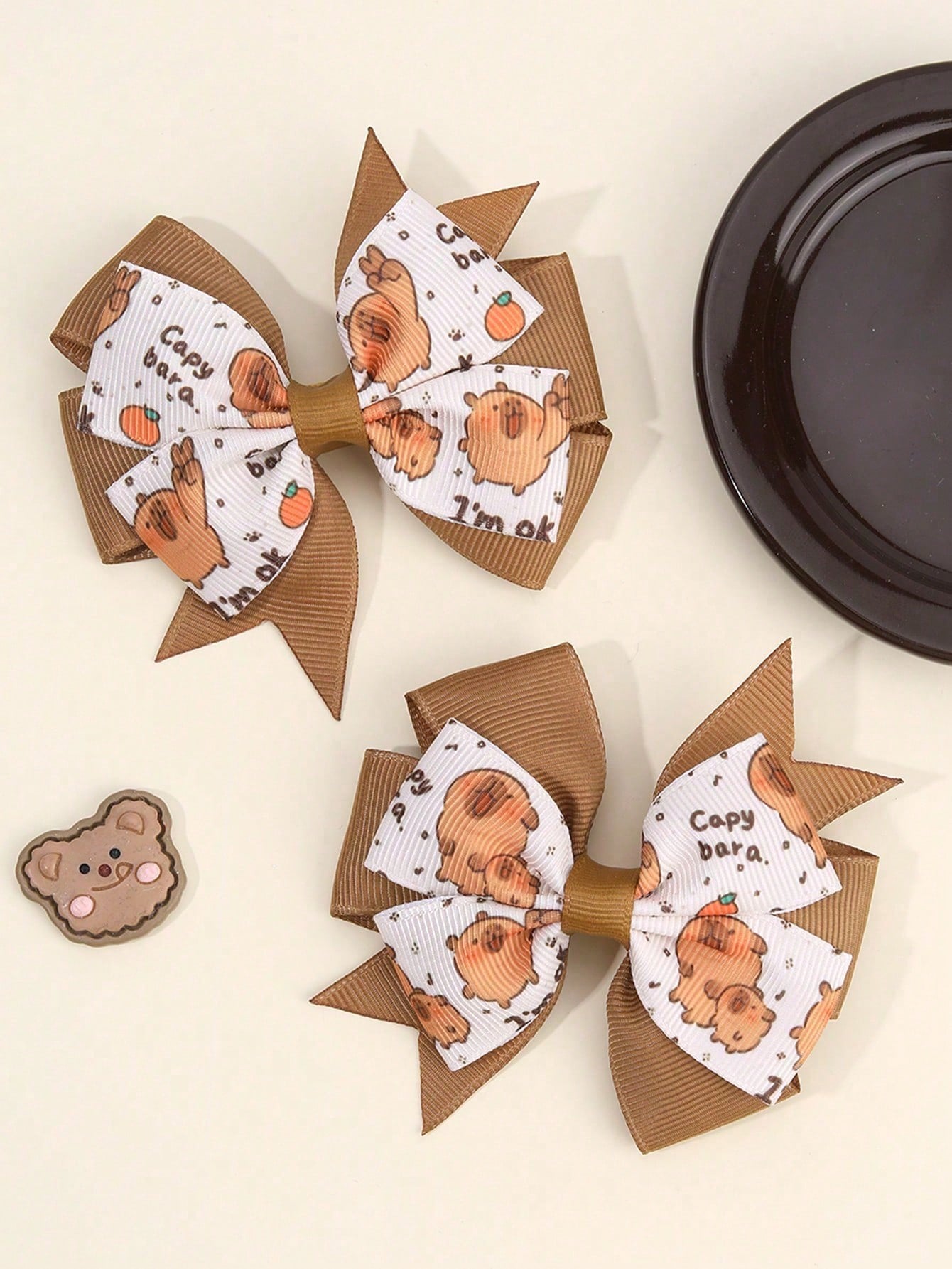 2pcs Brown Capybara Hair Clips, Cute Capybara Printed Bow Hair Clips, Brown Satin Ribbon Bow Hair Clips, Holiday Birthday Party Headwear, Baby Hair Accessories