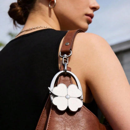 2PCS Foldable Handbag Hanger Butterfly And Four Leaf Clover Design Purse Hook For Table Hangs Almost Anywhere