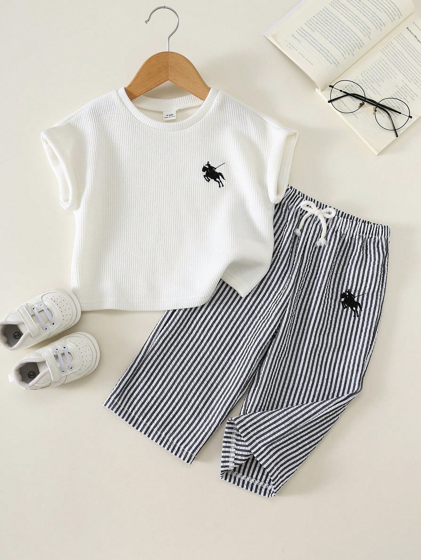 2pcs/Set Baby Boy Baby Girl Unisex Baby Clothes Summer Short Sleeve Letter T-Shirt Top & Flared Wide Leg Pants Outfit, Infant Set, Summer Set, Autumn Set, Holiday Set