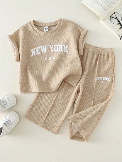 2pcs/Set Baby Boy Baby Girl Unisex Baby Clothes Summer Short Sleeve Letter T-Shirt Top & Flared Wide Leg Pants Outfit, Infant Set, Summer Set, Autumn Set, Holiday Set