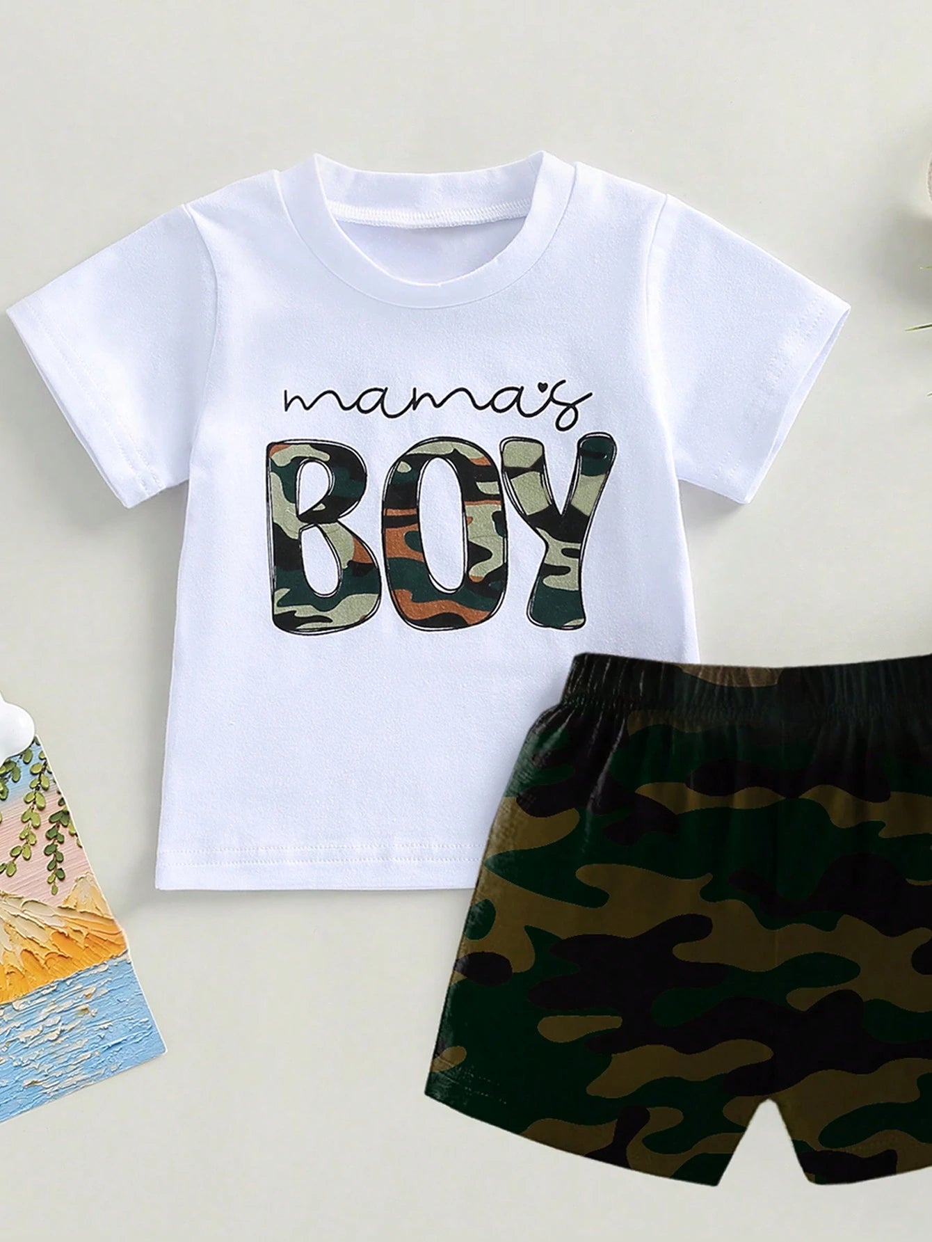 2pcs/Set Baby Boy Black Summer Casual City Break Street Style,Cool Red Cap Boy Portrait Short Sleeve T-Shirt And Leaf Number Print Shorts Outfit Set