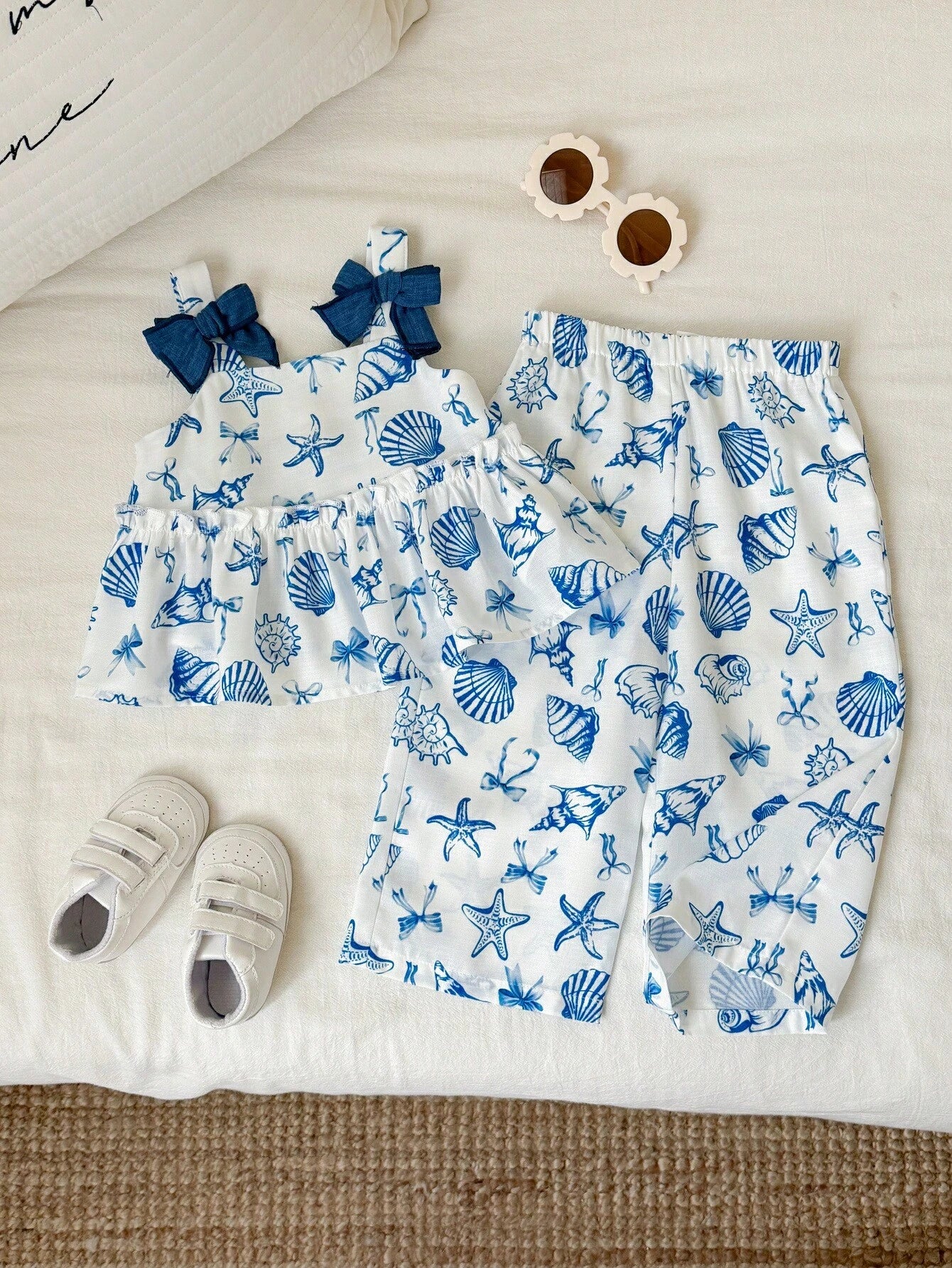 2pcs/Set Baby Girl Summer Cute Vacation Casual Graphic Print Camisole And Elastic Waist Pants Set