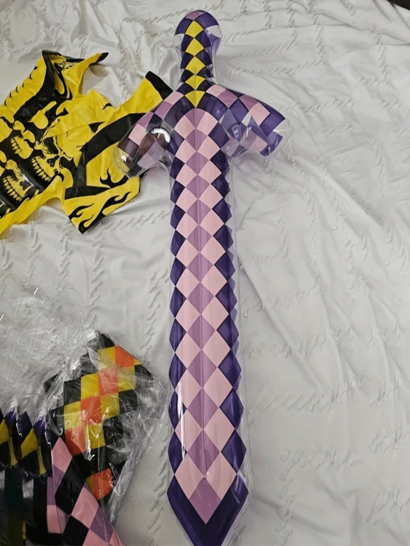 3/4/6pcs Large Unique Weapon Swords, Suitable For Pool, Beach Party Games, Reusable Lightweight Fun Pixel Design Weapon Party Supplies, Outdoor Holiday Decorations