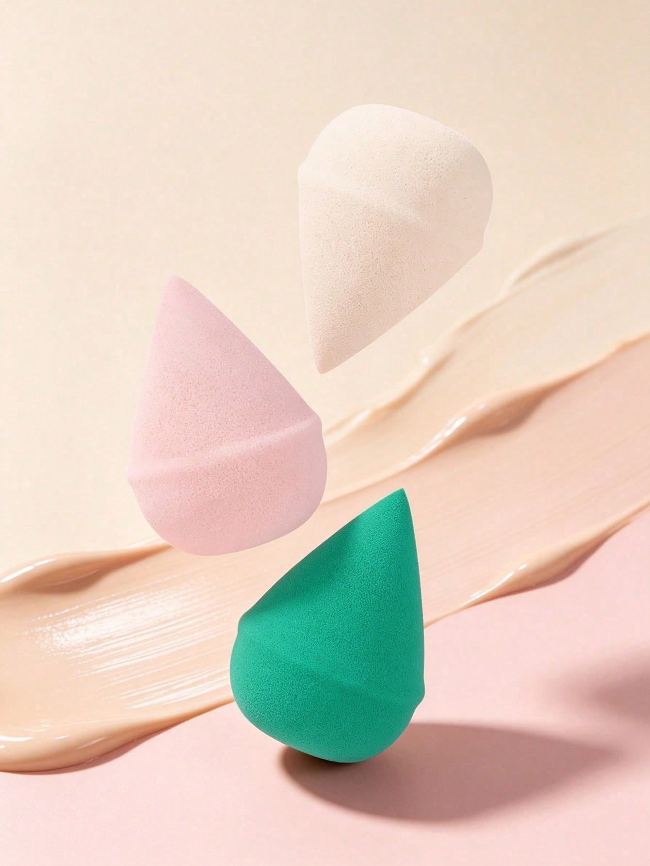 3/4pcs Multicolor Soft Professional Makeup Sponges, Dual-Use Dry And Wet Makeup Sponge, Convenient To Carry, Reusable, Essential Makeup Accessory For Daily Use, Suitable For Liquid Foundation, Travel