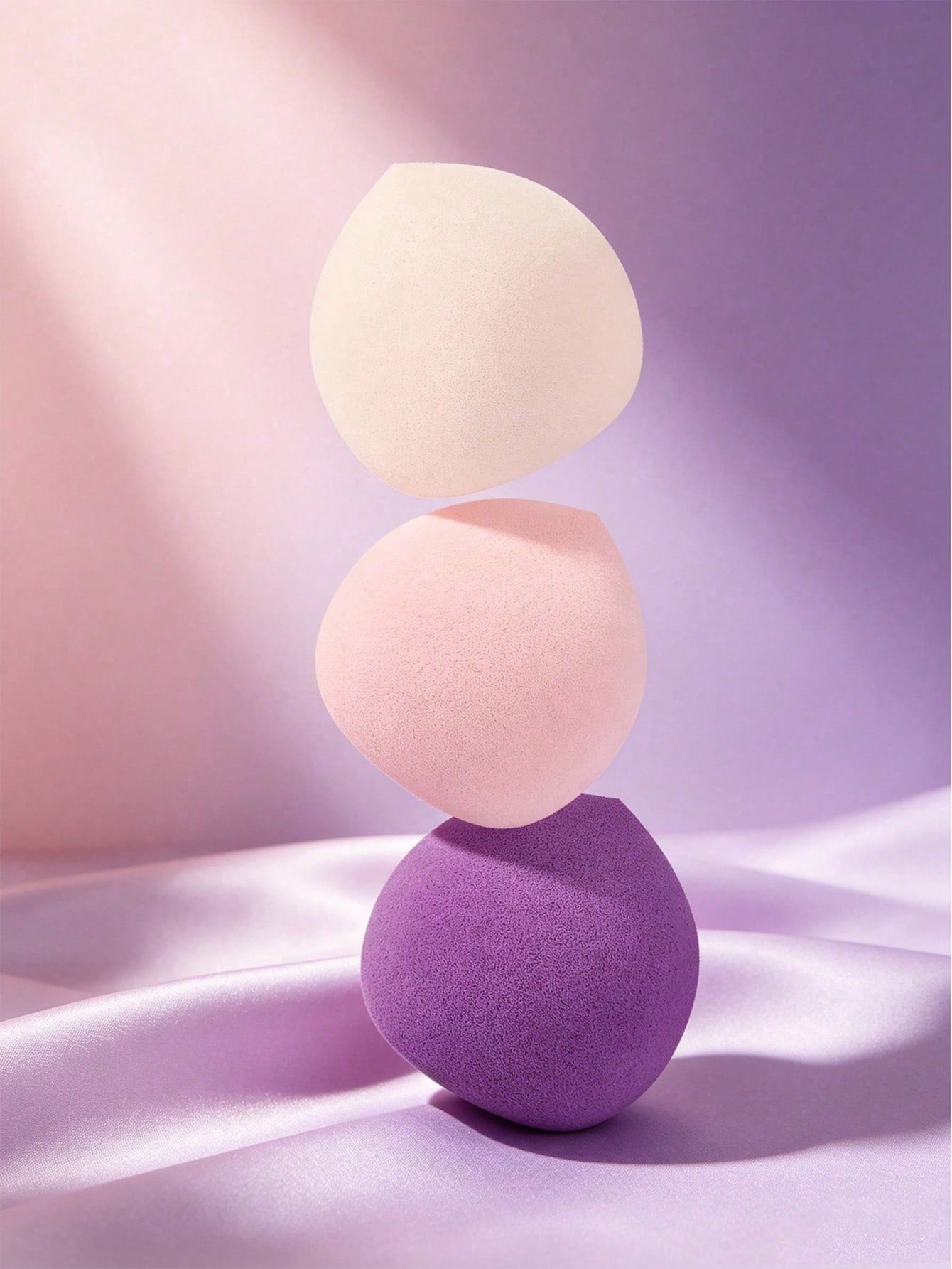 3/4pcs Multicolor Soft Professional Makeup Sponges, Dual-Use Dry And Wet Makeup Sponge, Convenient To Carry, Reusable, Essential Makeup Accessory For Daily Use, Suitable For Liquid Foundation, Travel