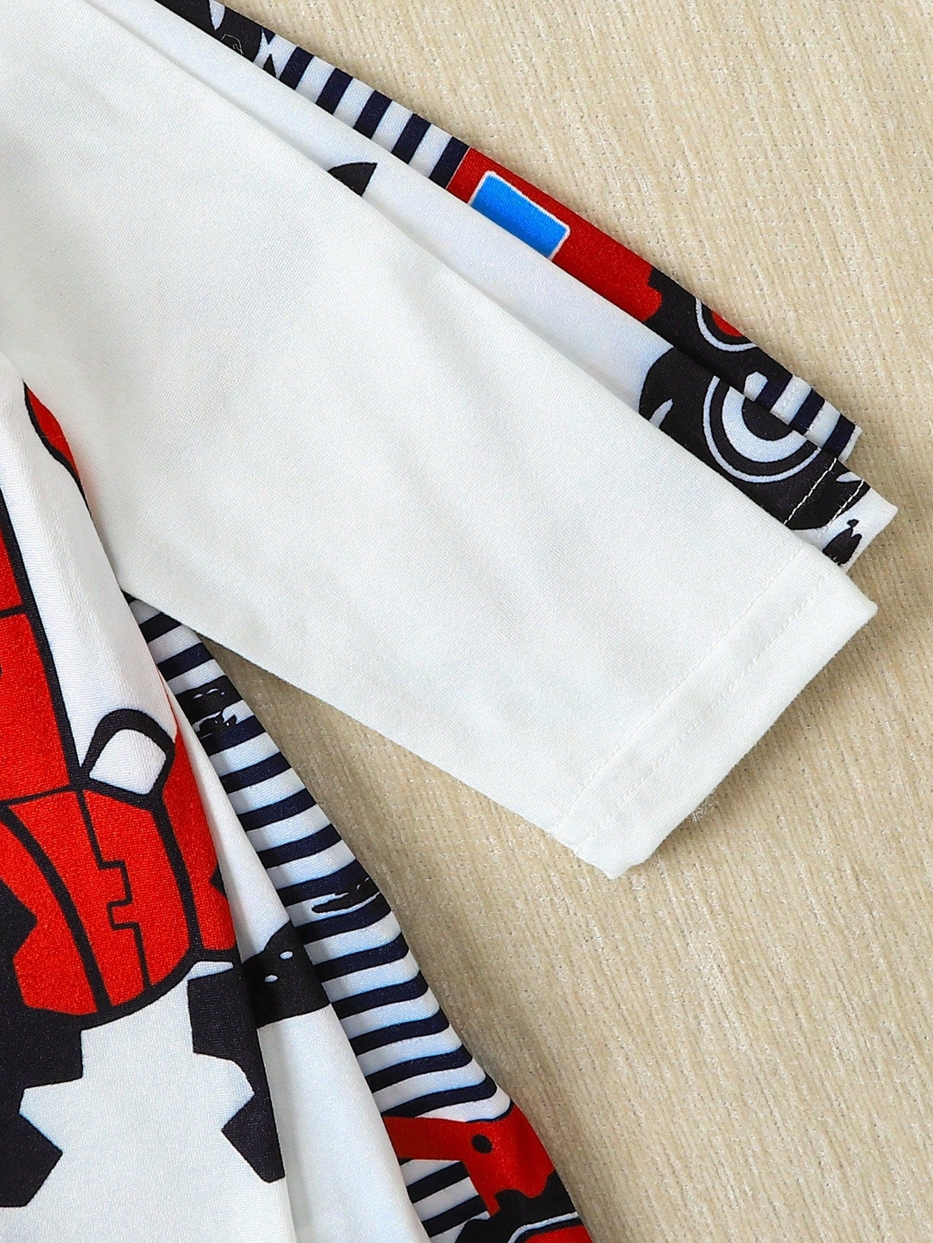 3-Piece Striped Car Print Baby Boy Romper Set, Perfect For Outdoor Wear