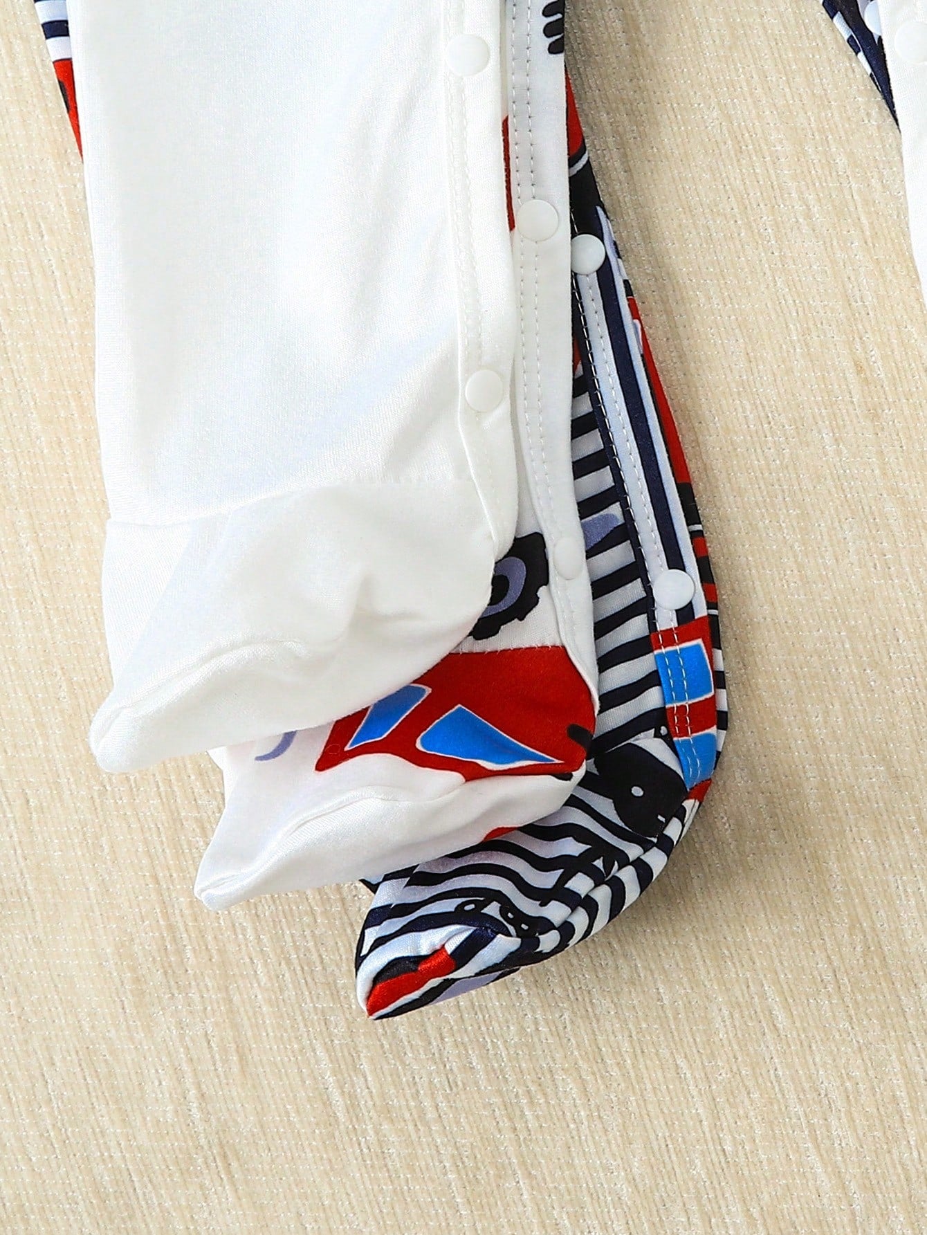 3-Piece Striped Car Print Baby Boy Romper Set, Perfect For Outdoor Wear
