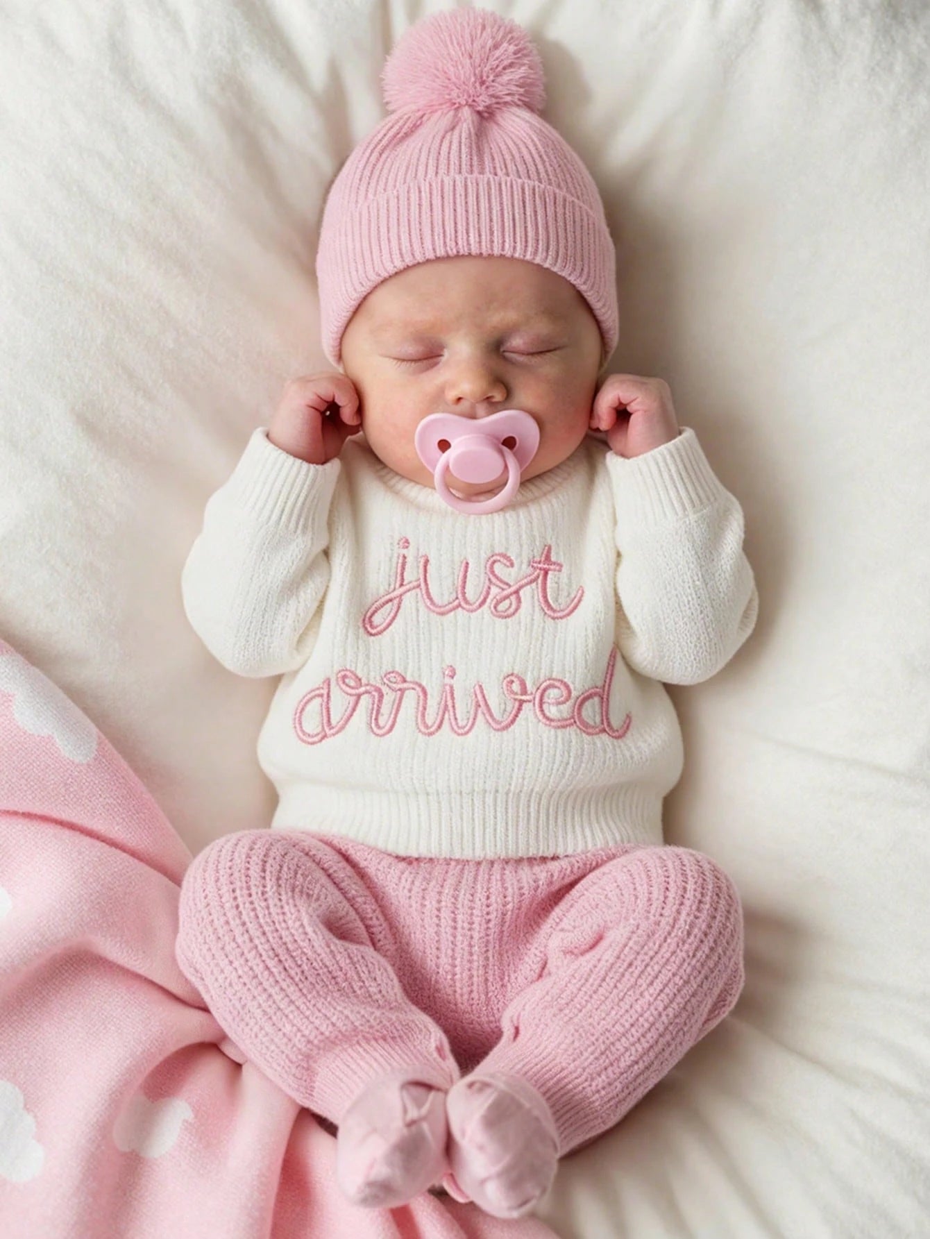 3Pcs Set Baby Hospital Arrival Announcement Outfit White Autumn Funny Graphic Baby Shower Newborn Photo Shoot Props Knitted Tops And Pants With Hat