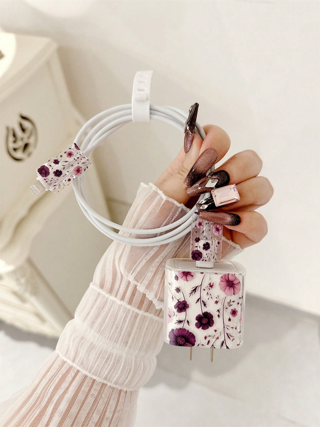 4pcs Floral Pattern TPU Charger Protector Case, Compatible With IPhone 13/14/15, Fits 18W/20W Adapter- Includes Cable And Tip Cover, Ideal Gift