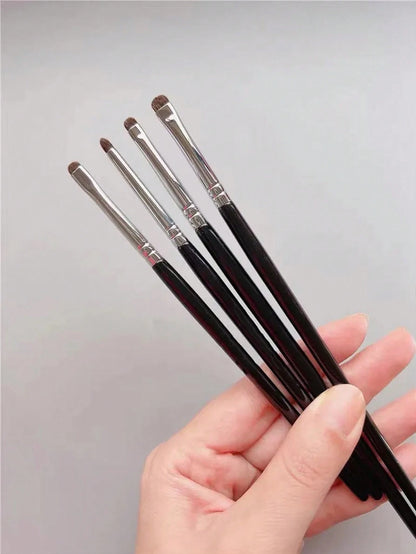 4pcs Small Detail Black Eyeshadow Makeup Brush Set,Eyebrow Brush,Eyeshadow Brush,Spoolie,Spoolie Brush,Giveaways