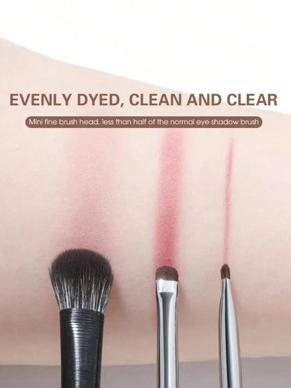 4pcs Small Detail Black Eyeshadow Makeup Brush Set,Eyebrow Brush,Eyeshadow Brush,Spoolie,Spoolie Brush,Giveaways