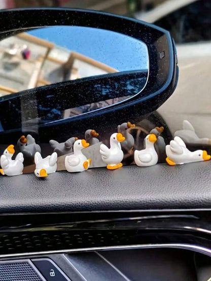 5/6Pcs Mini Goose Resin Car Dashboard Ornaments- Cute Plump Cartoon Goose Figurines, Anti-Slip Epoxy Base, Stress-Relief Decor For Car Interior/Vanity/Office Desk/Miniature Garden, Perfect Gift For A