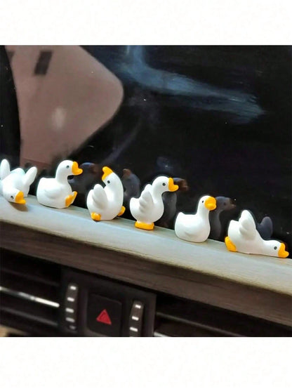 5/6Pcs Mini Goose Resin Car Dashboard Ornaments- Cute Plump Cartoon Goose Figurines, Anti-Slip Epoxy Base, Stress-Relief Decor For Car Interior/Vanity/Office Desk/Miniature Garden, Perfect Gift For A