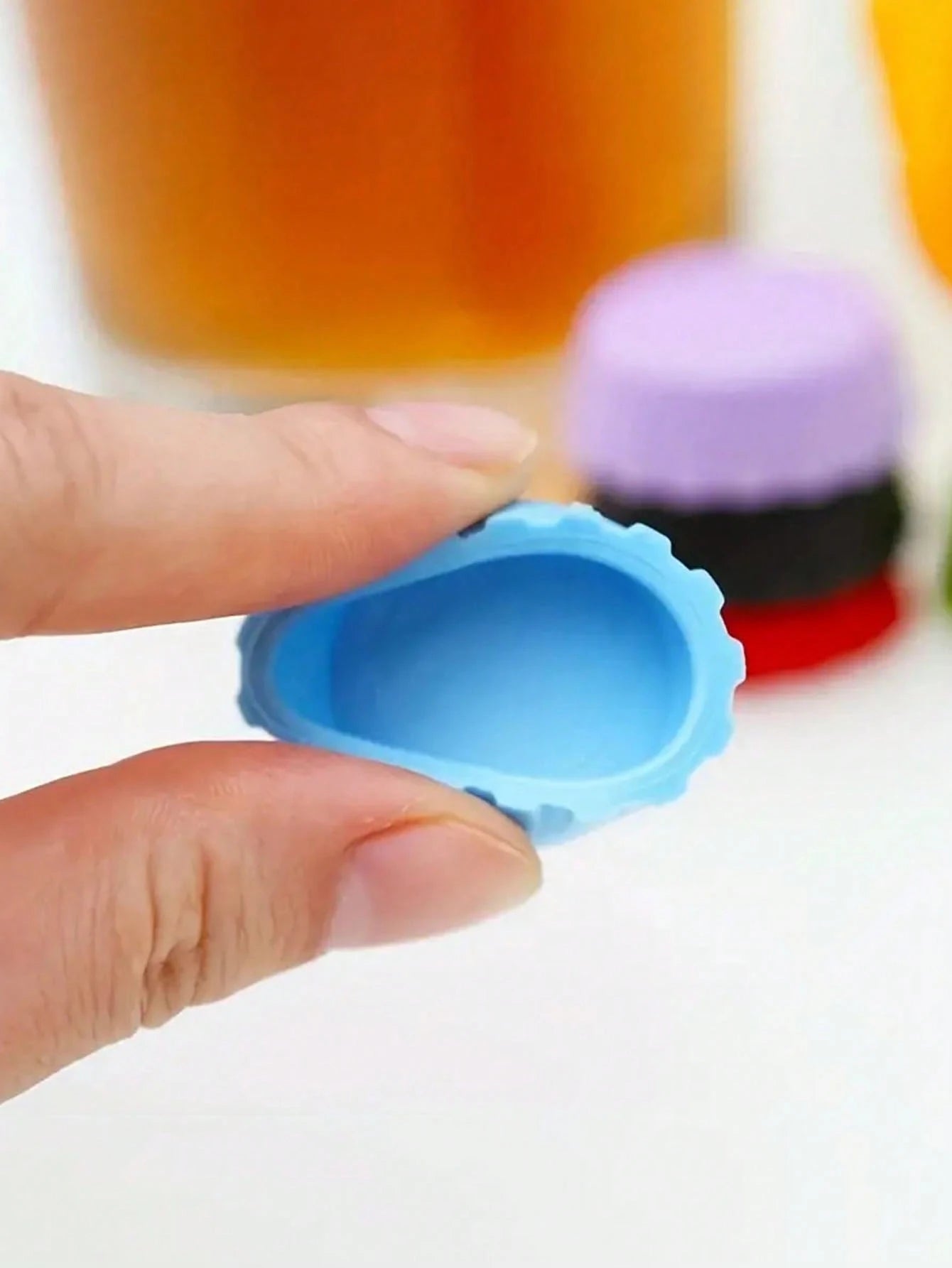 6pcs/Set Reusable Silicone Bottle Cap, Sealed Beer Lid, Kitchen Vinegar Soy Sauce Bottle, Soda Cola Wine Preservation Lid, Reusable Practical Colorful Wine Stopper For Wine Beer Beverage Bottle, Food