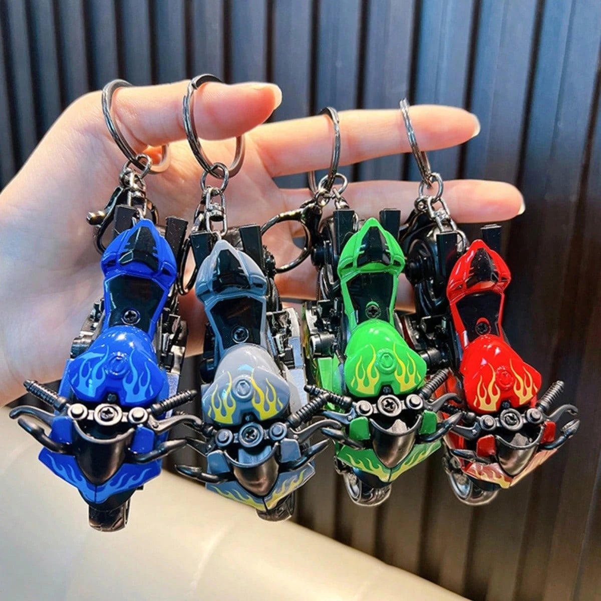AD Alloy Flame Motorcycle Keychain, Spring-Back Inertia Motorcycle Model Pendant, Boys Realistic Motorcycle Toy Key Chain