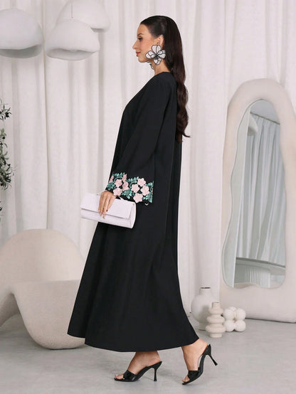 Al Najma V-Neck Long Sleeve Loose Fit Women's Arabian Dress