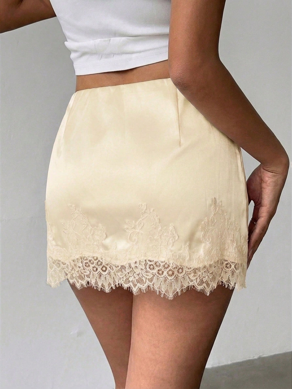 Aloruh Women's Elegant Sexy Low Waist Lace Patchwork Satin Fitted Pink Mini Skirt,Pink Skirt, Summer Vacation,Summer For Women,Summer Skirt Party