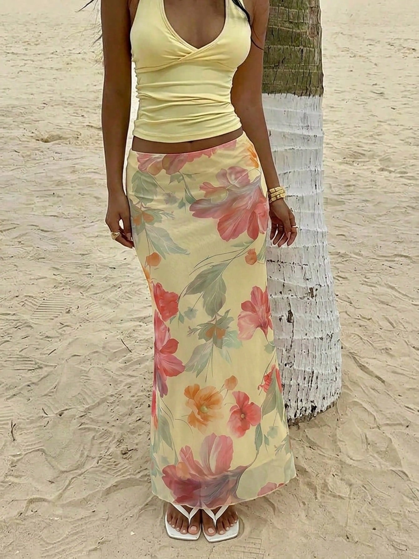 Aloruh Women's Floral Print Vacation Low Waist Skirt, Spring/Summer Beach Vacation Pastel Yellow