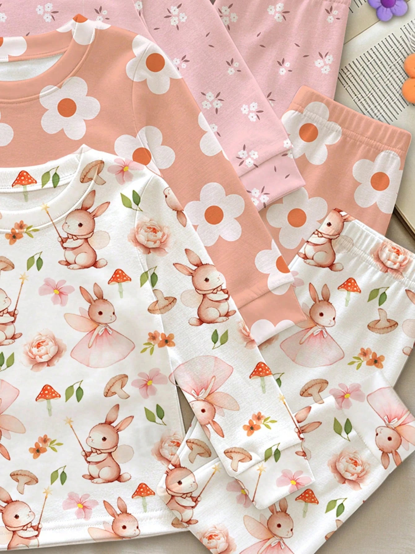 Baby Girl Casual Minimalist Cute Sweet Pastoral Floral Rabbit Print, Slim Fit Round Neck Long Sleeve Long Pants Loungewear Multi-Piece Set Suitable For Autumn/Winter, Snug Fit, [2 Random Of 3]Cozykawa