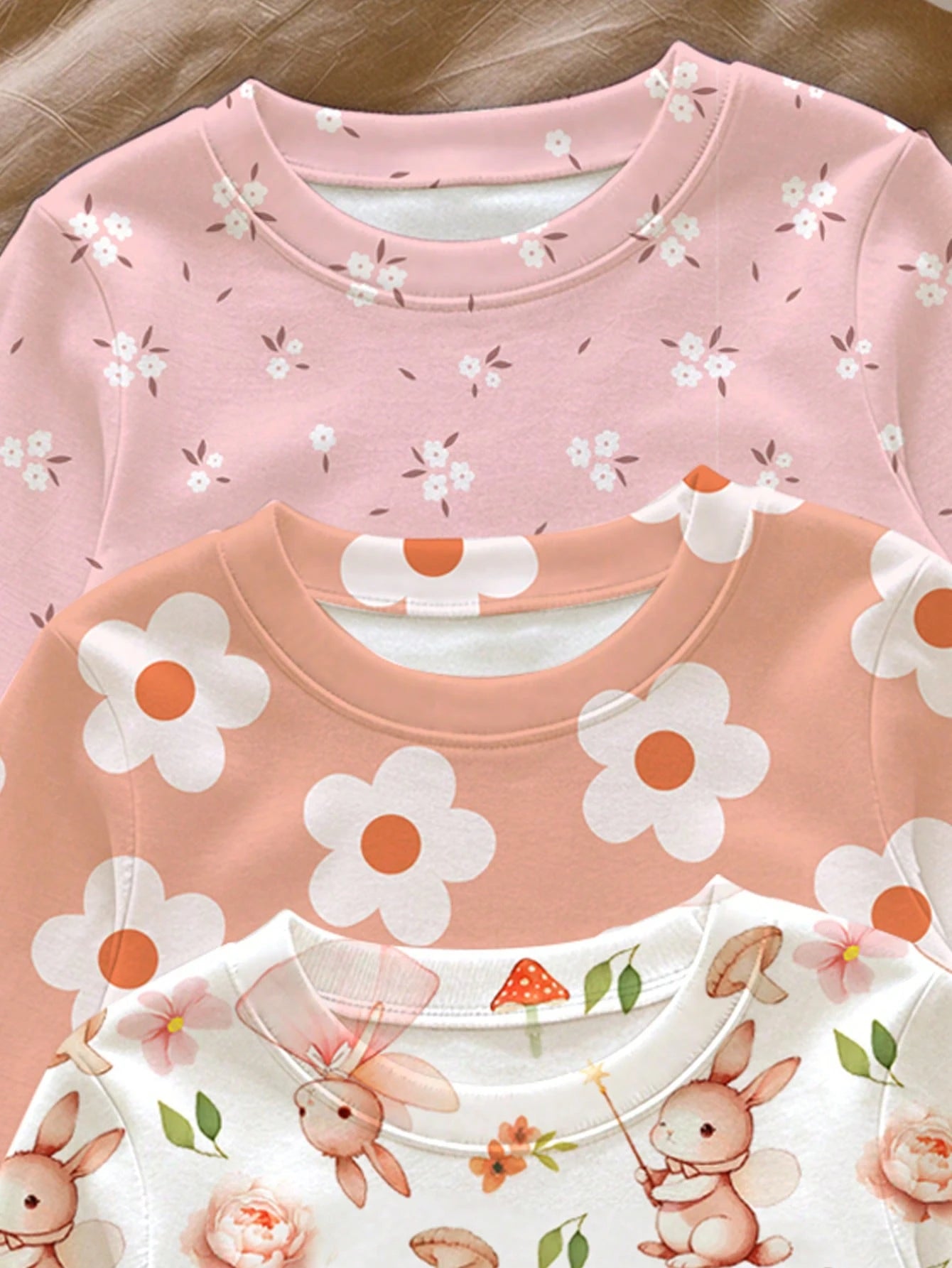 Baby Girl Casual Minimalist Cute Sweet Pastoral Floral Rabbit Print, Slim Fit Round Neck Long Sleeve Long Pants Loungewear Multi-Piece Set Suitable For Autumn/Winter, Snug Fit, [2 Random Of 3]Cozykawa