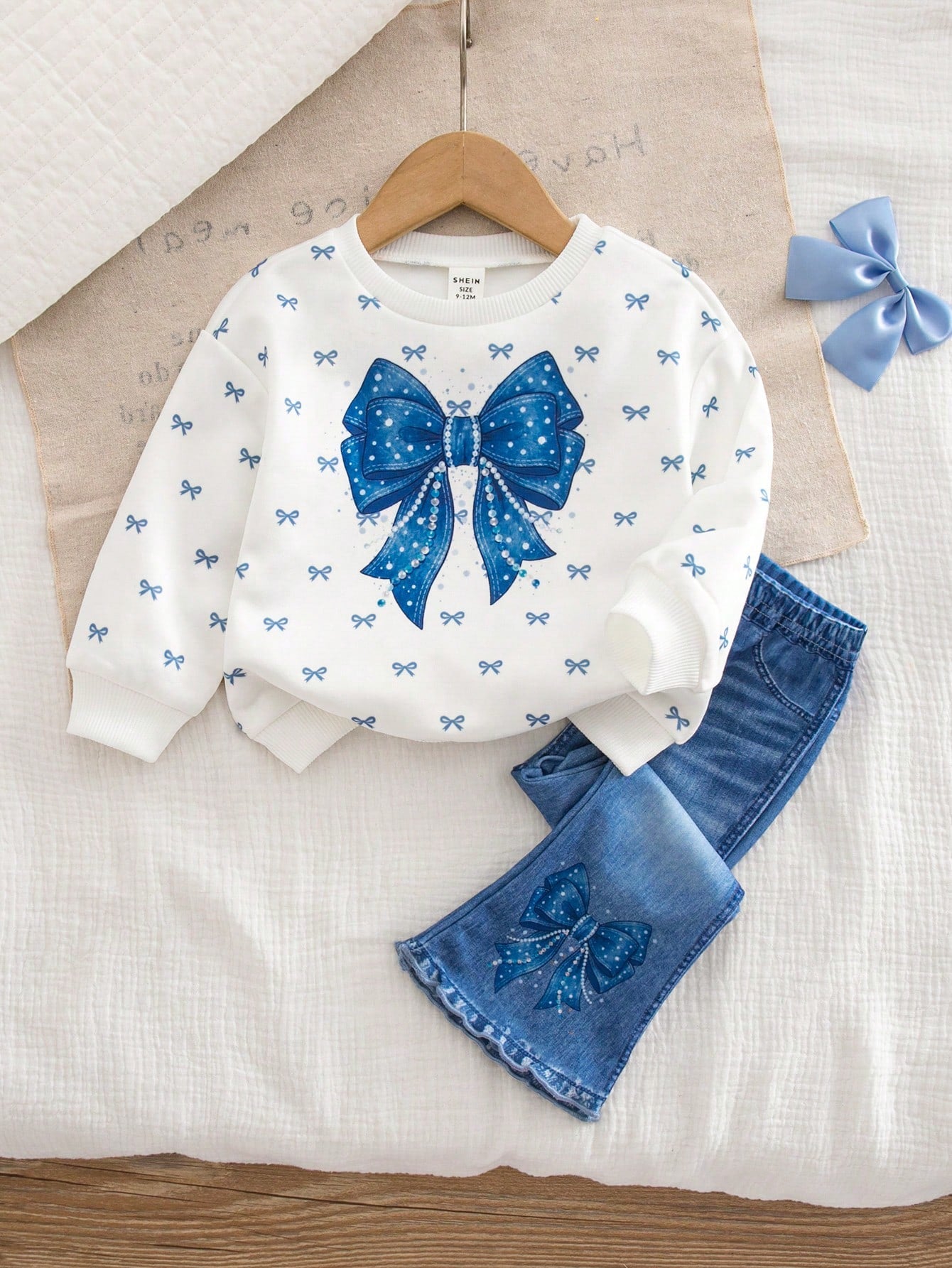 Baby Girl Knitted Round Neck Fitted Bow Pattern Sweatshirt And Flared Long Pants 2 Pieces Set