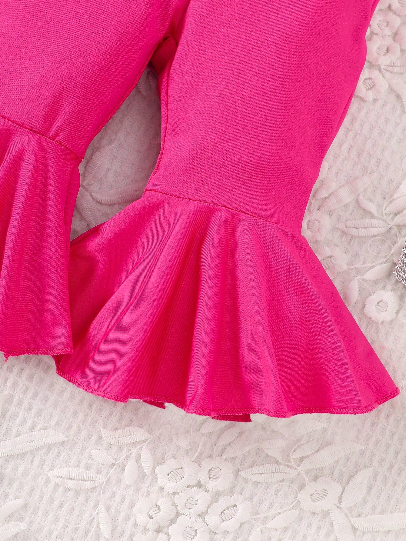 Baby Girls Cute Pink Heart Shaped Spaghetti Strap Bell-Bottom Jumpsuit Summer First Birthday Performance Wedding Party Outdoor Activity Outfit