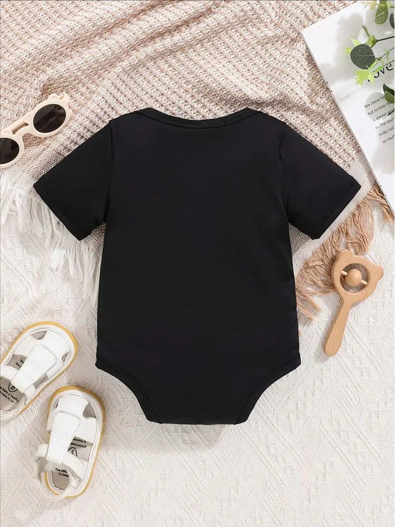 Baby's "You Can't Scare Me I Have Two Sisters" Print Casual Short Sleeve Triangle Bodysuit, Toddler & Infant Boy's Summer Outdoor Clothing