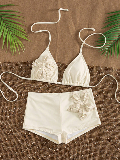 Bonvoyette Elegant White Shell Flower High Waist Shorts Surf Suit Set, Summer Beach Seaside Party Vacation Swimwear Set