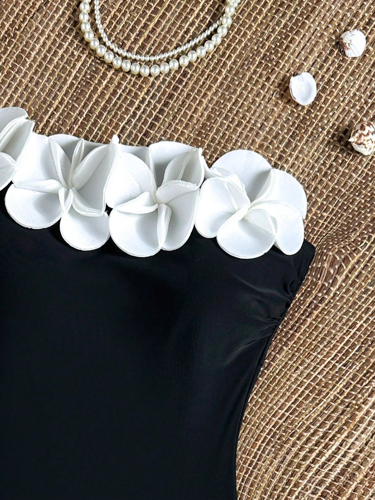 Bonvoyette Women's New Black & White Contrast Color One-Piece Swimsuit/Outfit, Patchwork Design, White 3D Floral, Bandeau Sexy Swimwear, Suitable For Beach & Seaside Photography, Essential Outfit For