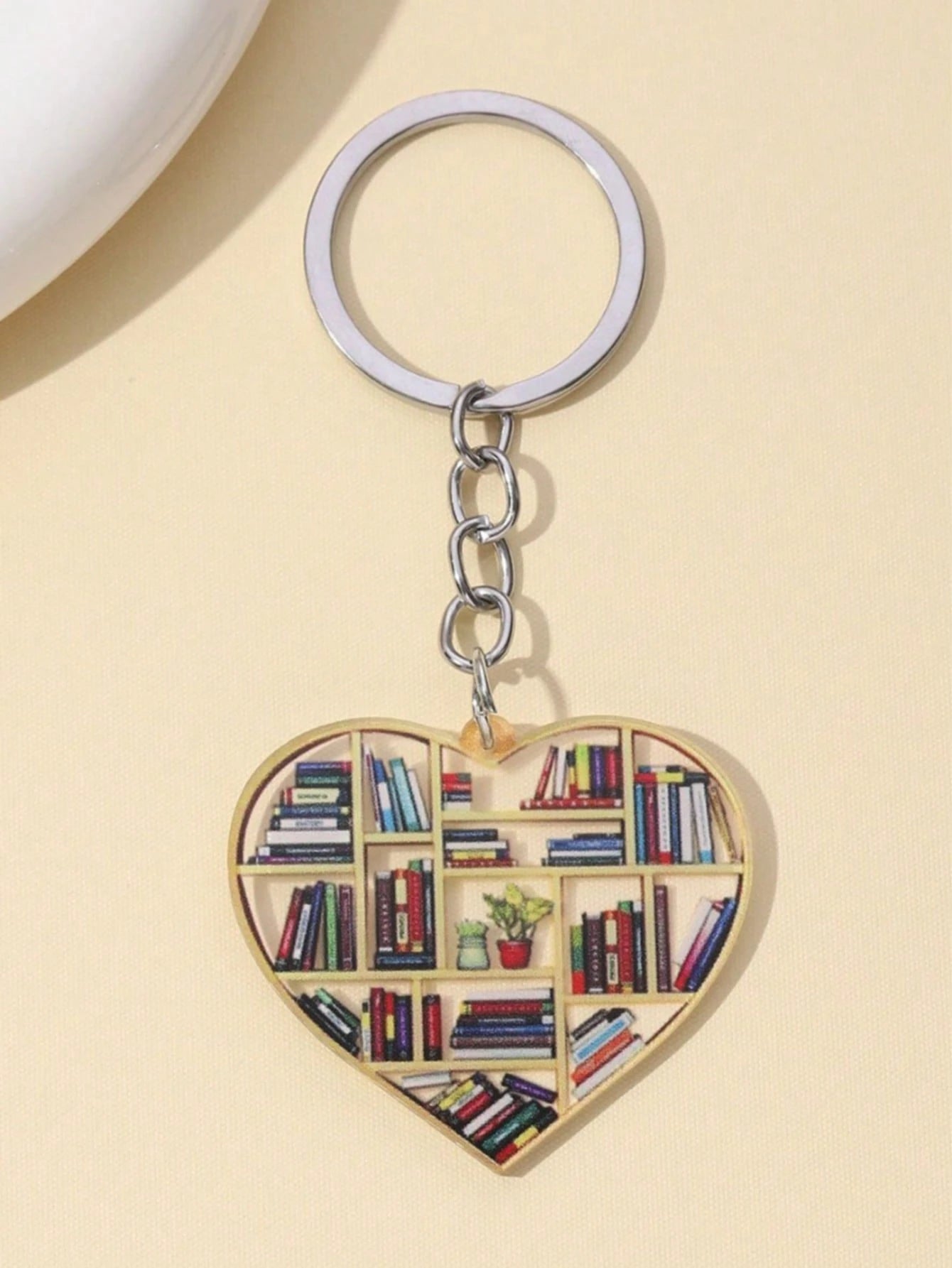 Campus Element Heart And Book Shaped Keychain, Multi-Functional Backpack Bag Charm Car Key Pendant Decoration, Ideal Gift For Book Lovers, Cute Decorative Hanging Ornament For Bags And Home Decor, Sui