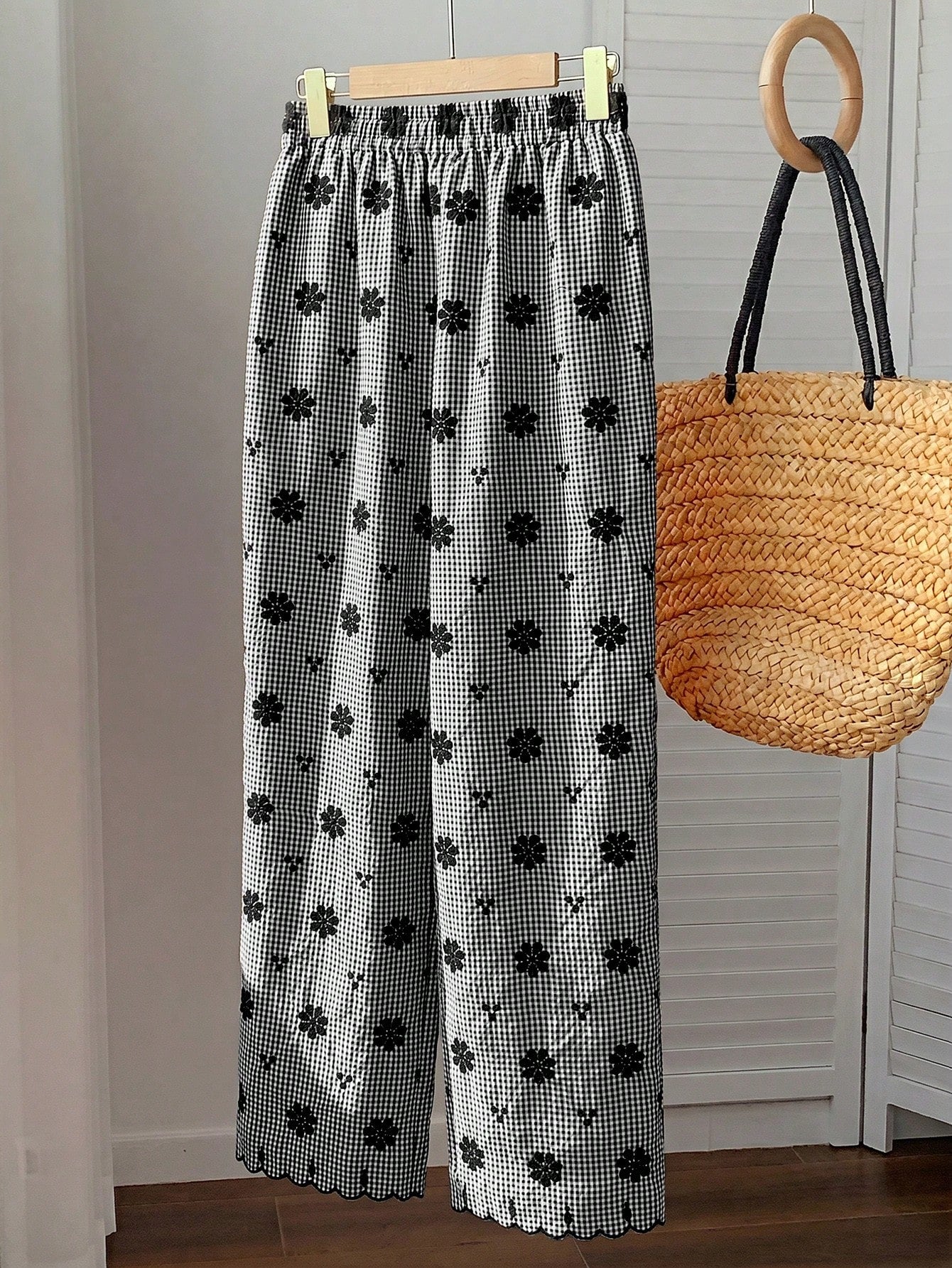 Comfortcana Women's Black And White Checkered Flower Embroidery Wide Leg Pants,Summer Cute Home Casual Vacation Beach Y2k Elegant Ruffle Fringe High Waist Pants