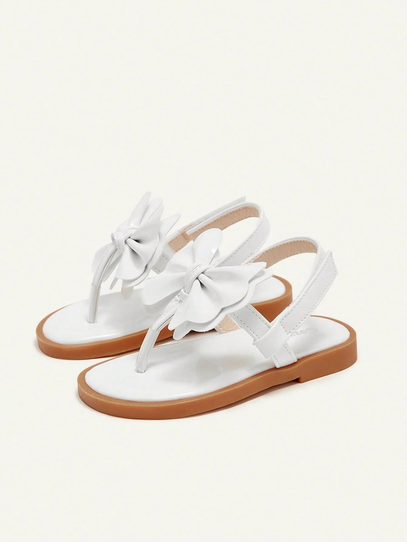 Cozy Pixies A Pair Of Fashionable And Versatile Casual Fun White Bow Flip-Flops Three-Dimensional Princess Style Wedding Mother's Day Vacation Girls Baby Flat Sandals Suitable For Summer