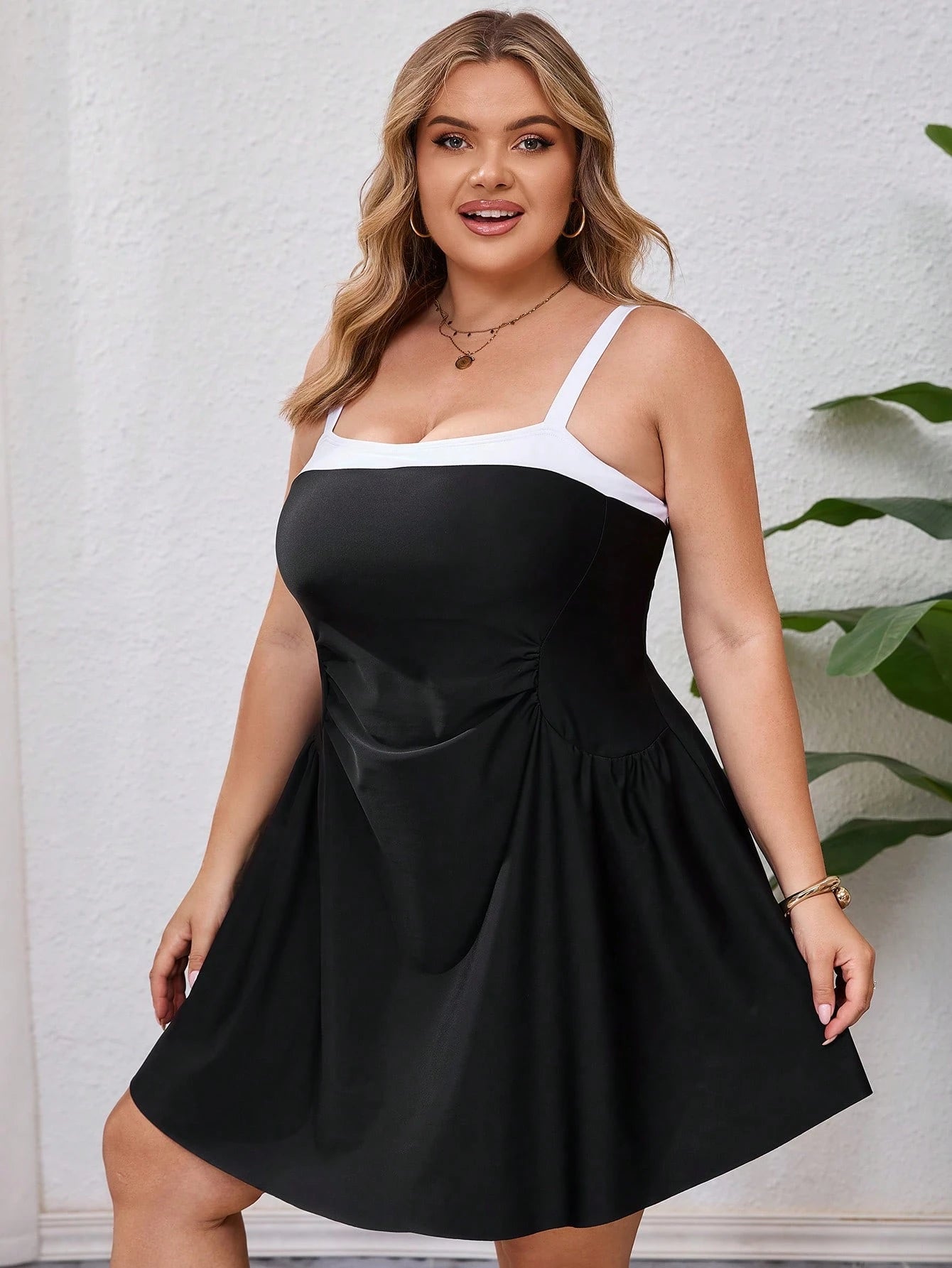 CURVE+ Plus Size Women Black & White Color Block Pleated Adjustable Strap Elegant Sexy Beach Skirt For Summer Beach Vacation