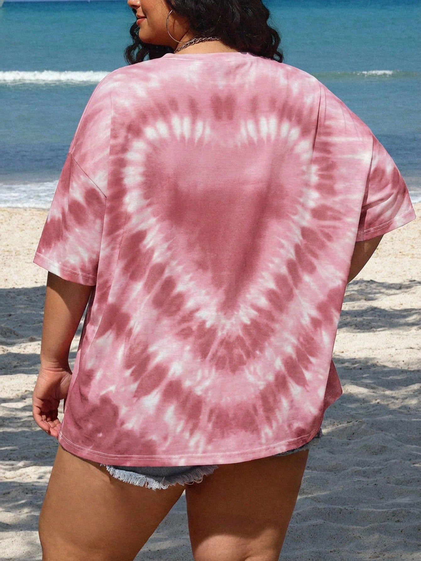 CURVE+ Plus Size Women Heart Tie-Dye Print Loose Dropped Shoulder T-Shirt, Summer Tops