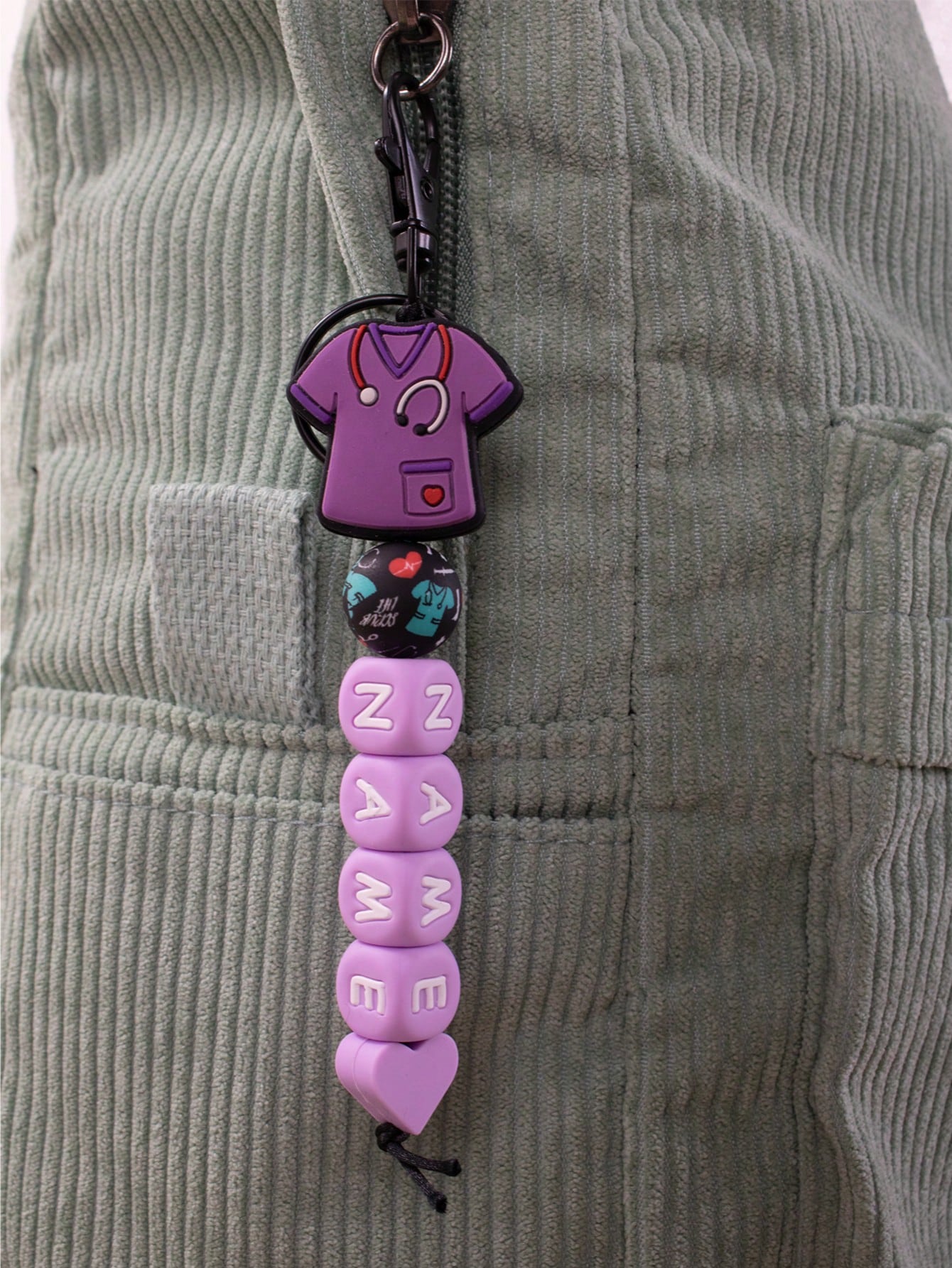 Custom Silicone Letter Keychain, Personalized, Cute, Birthday Gifts, Purse Charms, Key Chain For Women/Men, Anniversary, Nurse Appreciation Gift, Nurse Clothes Pattern, Suitcases Travel Luggage, Frien