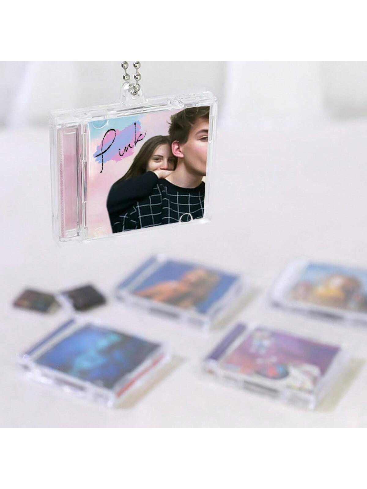 Customized Mini CD Bag Charm Keychain With NFC Function/Personalized Music Gift- Vintage Style/Spotify Mini CD Keychain/Christmas Gift/Customized Gift/Bag Accessory, Multi-Functional, Lightweight, Ve