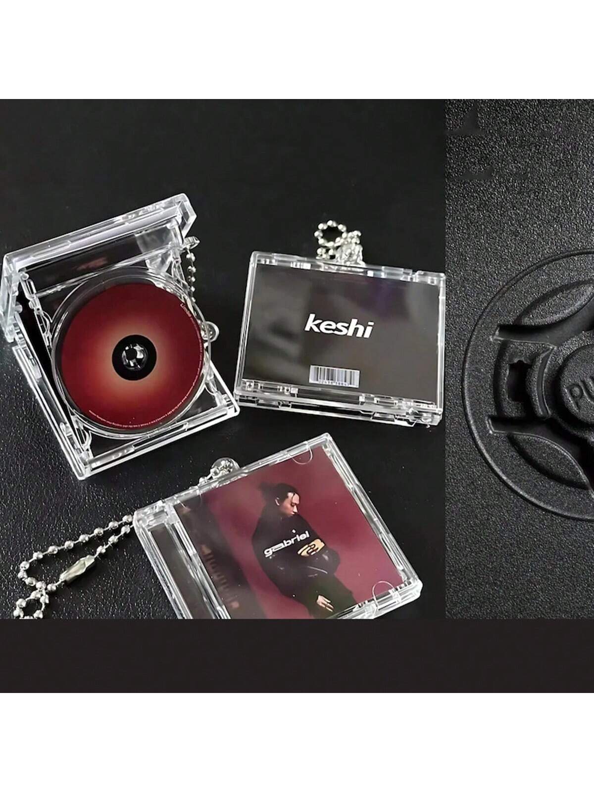 Customized Mini CD Bag Charm Keychain With NFC Function/Personalized Music Gift- Vintage Style/Spotify Mini CD Keychain/Christmas Gift/Customized Gift/Bag Accessory, Multi-Functional, Lightweight, Ve