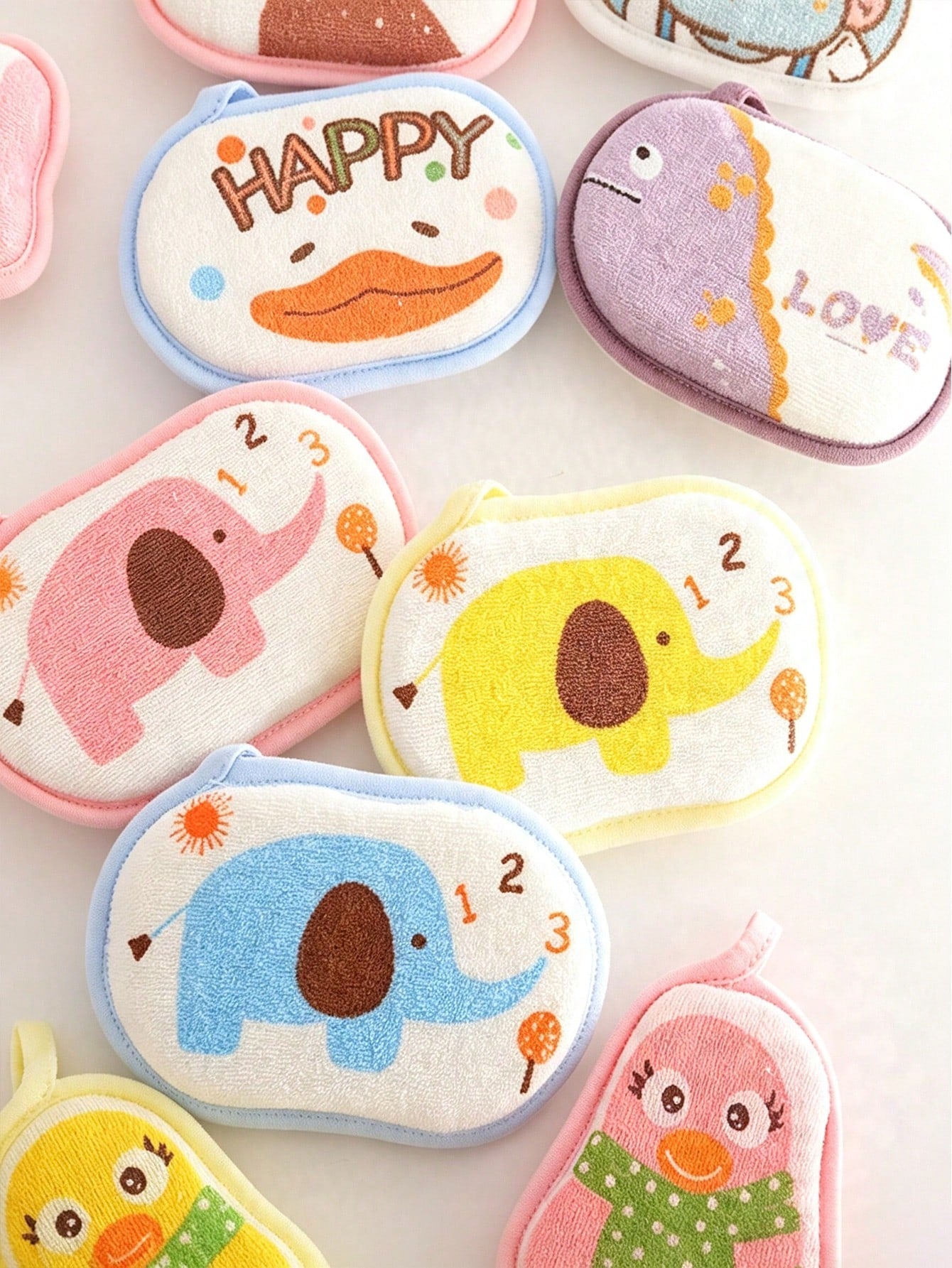 Cute Cartoon Baby Bath Sponge, Super Soft Gentle Exfoliating Bath Ball With Hanging Ring, Suitable For Newborns And Toddlers