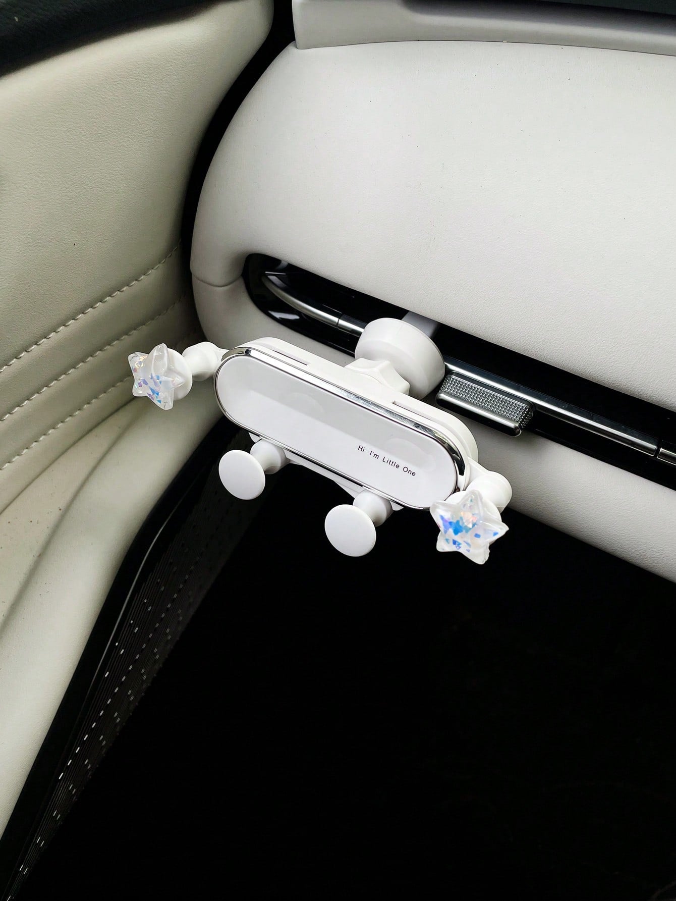 Cute Star Car Phone Holder Creative Car Vent Mount Navigation Support Bracket Gravity Sensing