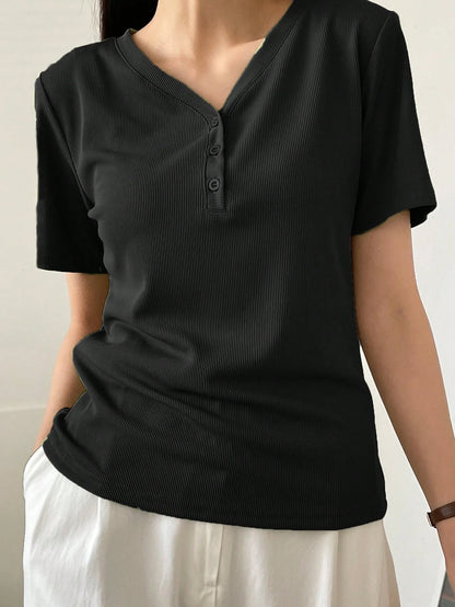Dazy-Less Solid Rib Knit Button Front Tee Old Money Style Business Casual Woman Work Clothes