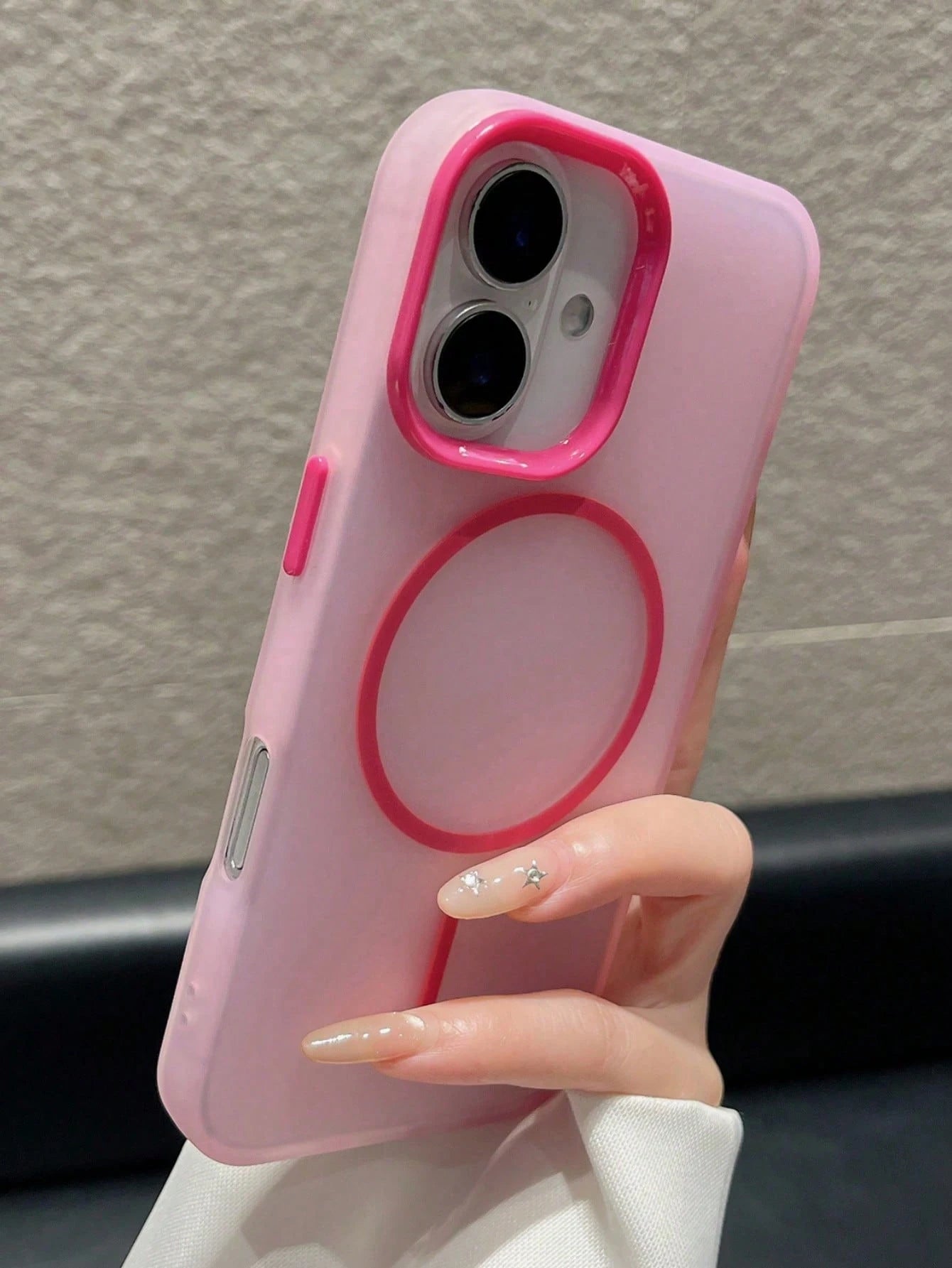 DECOPHONE Transparent Magnetic Phone Case, Compatible With Apple 17, 17 Pro, 17 Air, 17 Pro Max, 16, 15, 14, 13, 12, 11 Pro Max And 16 Plus. It Features Transparent Protection And Shock-Resistant Fram