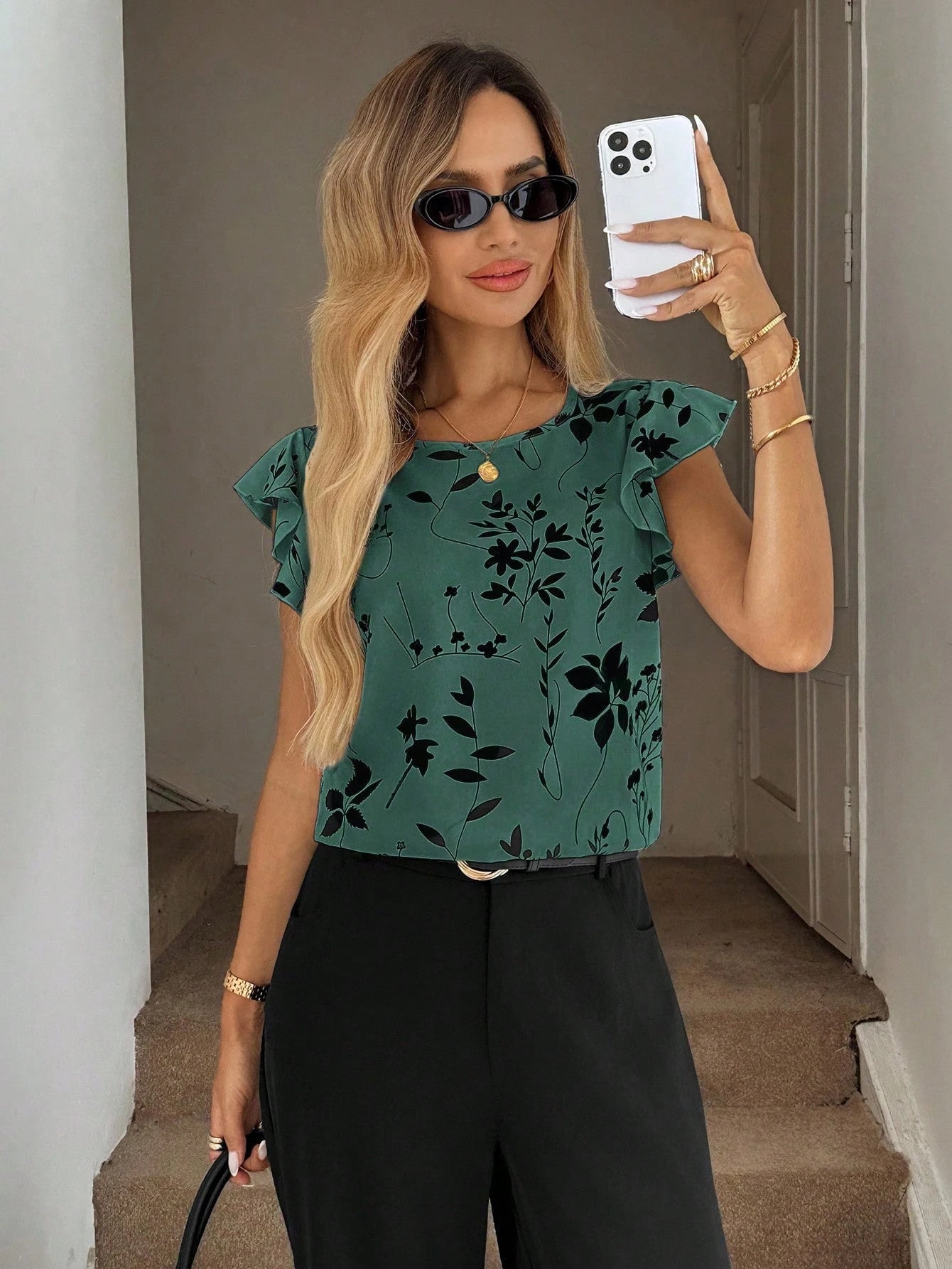 Easowa Spring Silhouette Flower Print Ruffle Hem Round Neck Women Blouse Cap Sleeve Tops For Summer Casual Top Floral
