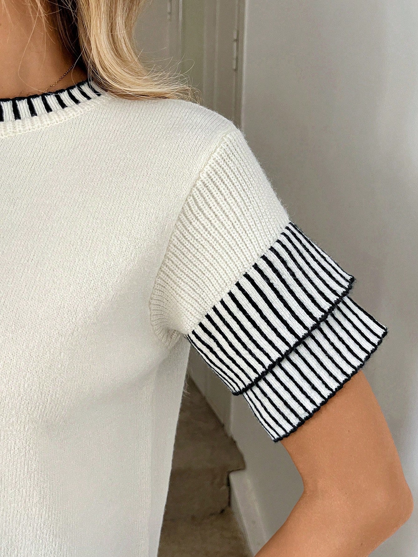 Easowa Women's Stripe Contrast Trim Knit Blouse With Short Sleeve,Knitted Sweater
